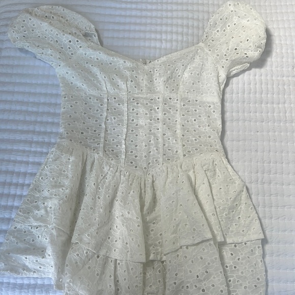 Dresses & Skirts - White eyelet flowy romper